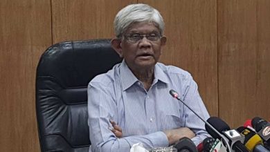 ড. সালেহউদ্দিন আহমদ