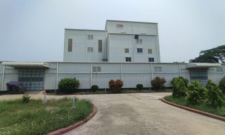 সরকারী পশু খাদ্য তৈরী কারখানা