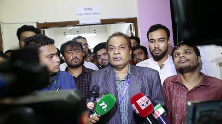 অধ্যাপক মনিরুজ্জামান