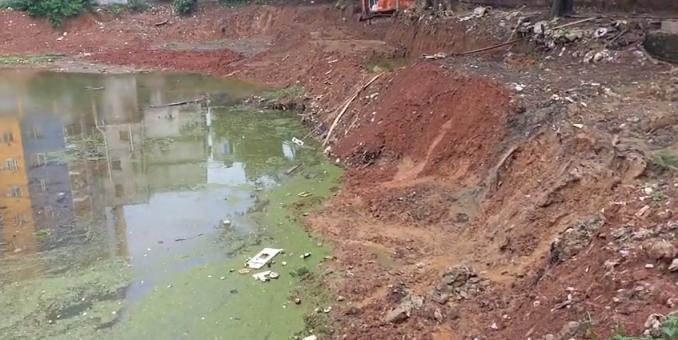 খাস পুকুর