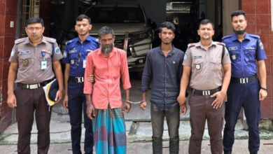 মূলহোতাসহ গ্রেপ্তার ২