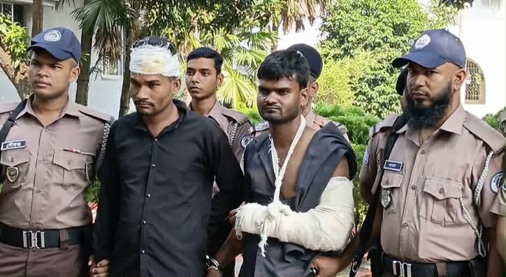 গ্রেফতার ২