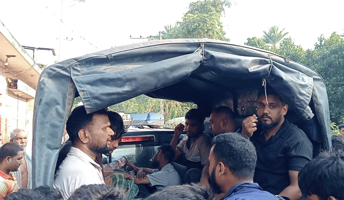 ডাকাত সর্দারসহ ৬ জন গ্রেফতার