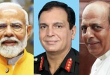 নরেন্দ্র মোদী, ধীরাজ শেঠের ও দিনেশ ত্রিবেদী
